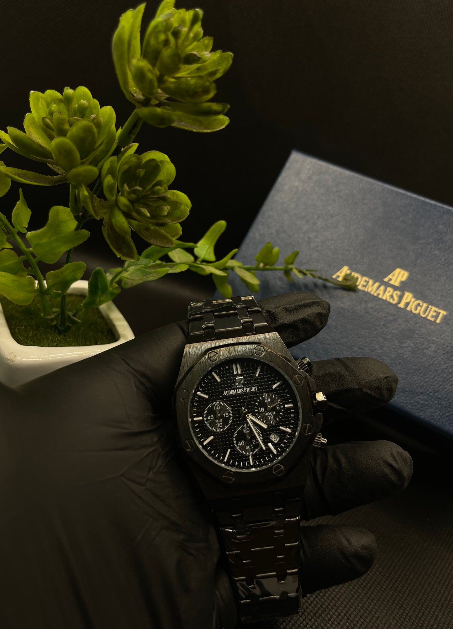 AP CHRONOGRAPH BLACK DIAL ROYAL OAK WATCH WITH INTEGRATED CHAIN