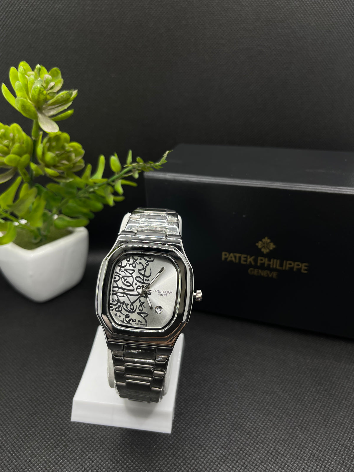 PP GENEVE IN SILVER ARABIC DIAL WITH DATE STAINLESS STEEL STRAP