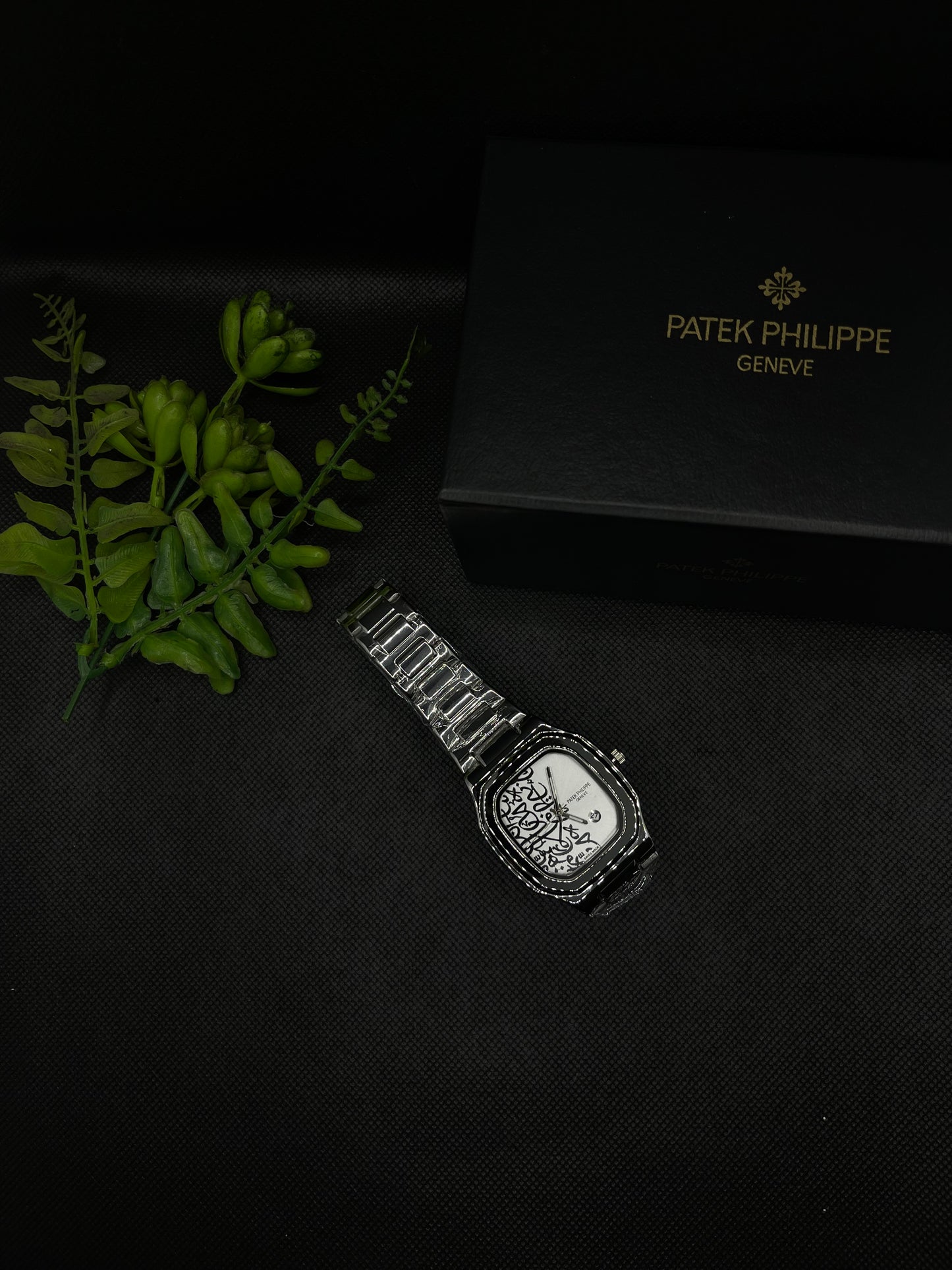 PP GENEVE IN SILVER ARABIC DIAL WITH DATE STAINLESS STEEL STRAP