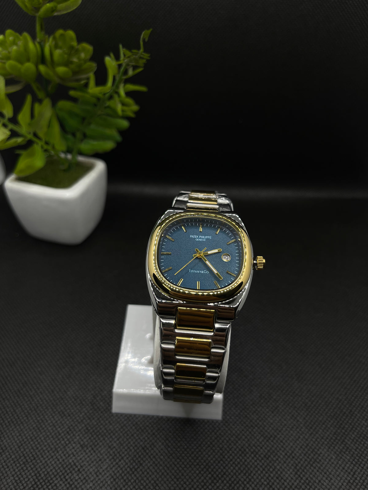 PP GENEVE BLUE TEXTURE DIAL IN TWO TONE WITH DATE STAINLESS STEEL STRAP