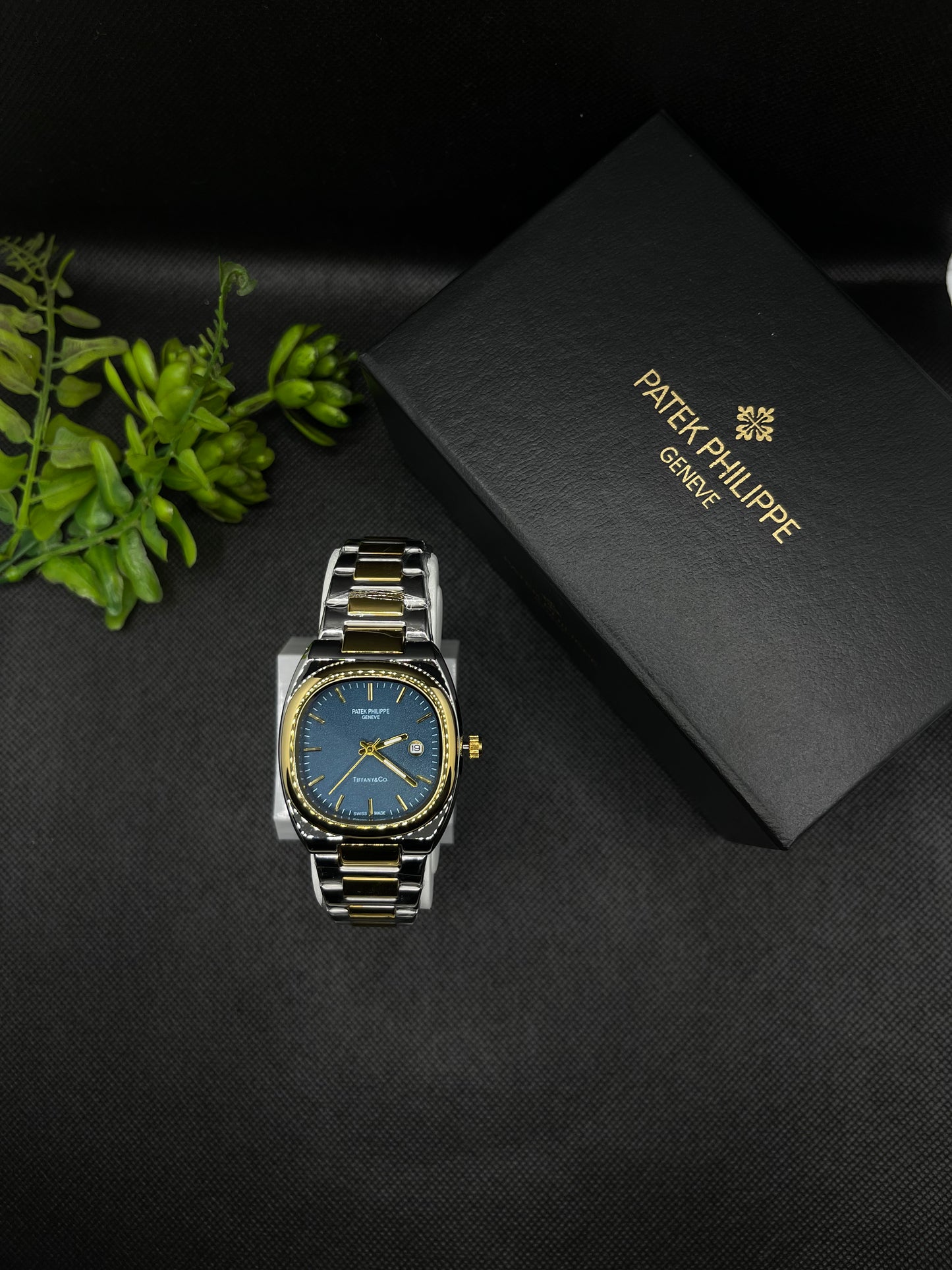 PP GENEVE BLUE TEXTURE DIAL IN TWO TONE WITH DATE STAINLESS STEEL STRAP