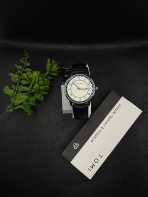 TOMI CLASSIC BLACK LEATHER STRAP IN TWO TONE DIAL WITH DATE