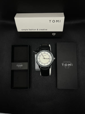 TOMI CLASSIC BLACK LEATHER STRAP IN TWO TONE DIAL WITH DATE