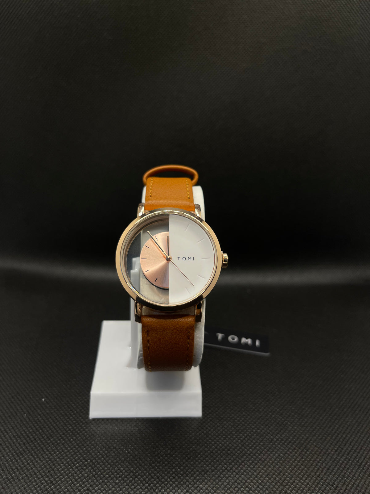TOMI MUSTRARD LEATHER STRAP IN TRANSPARENT TWO TONE DIAL