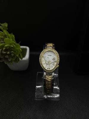 LUXURY WOMEN'S CARTIER CRYSTAL BRACELET WATCH ELEGANT OVAL & RHINESTONE DETAILING