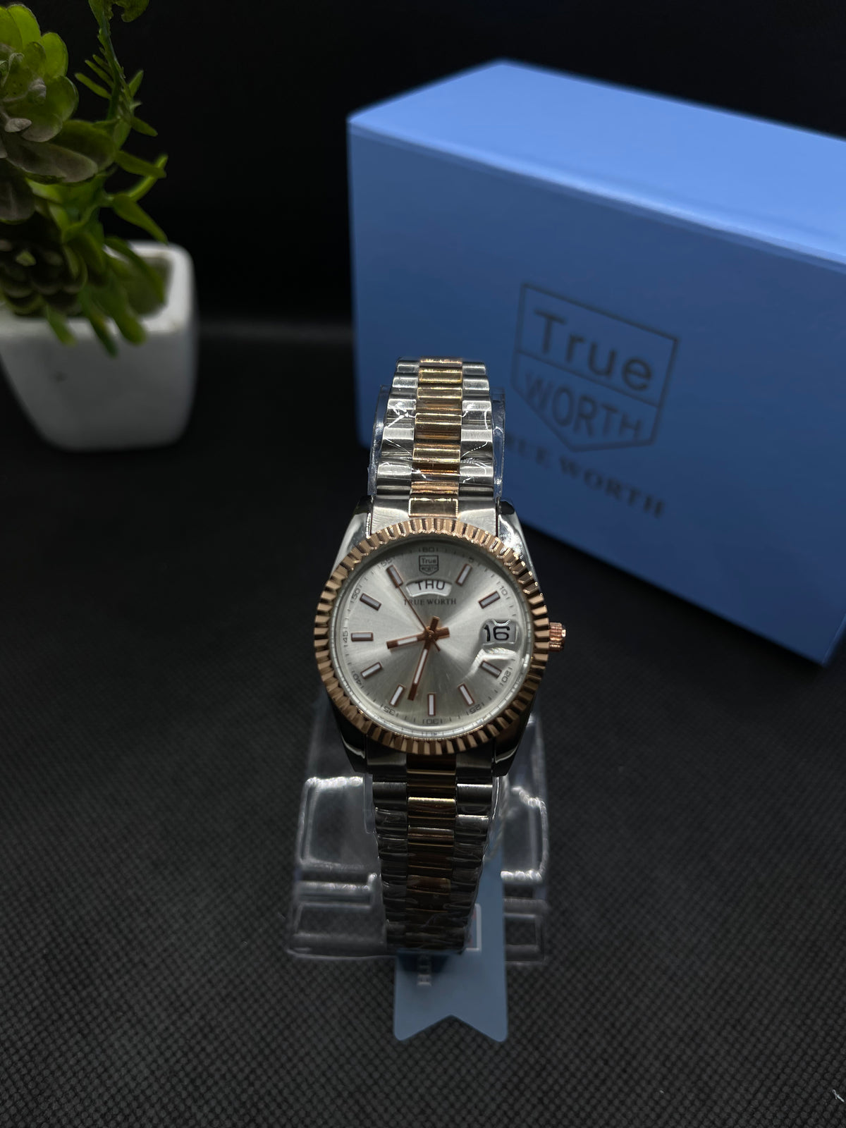 TWO-TONE WITH FLUTED BEZEL, JUBILEE BRACELET WITH DAY AND DATE WATCH FOR WOMEN