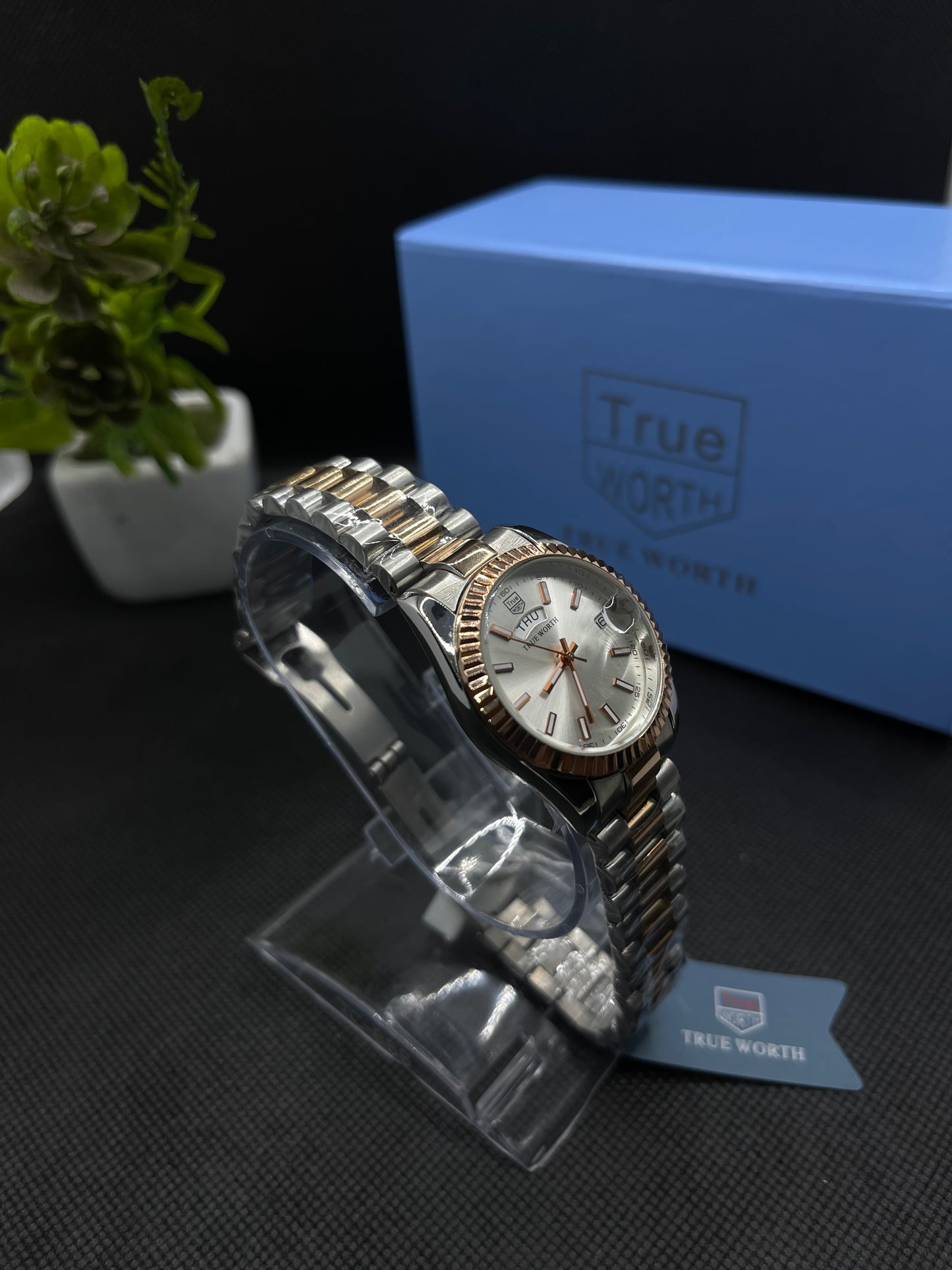 TWO-TONE WITH FLUTED BEZEL, JUBILEE BRACELET WITH DAY AND DATE WATCH FOR WOMEN