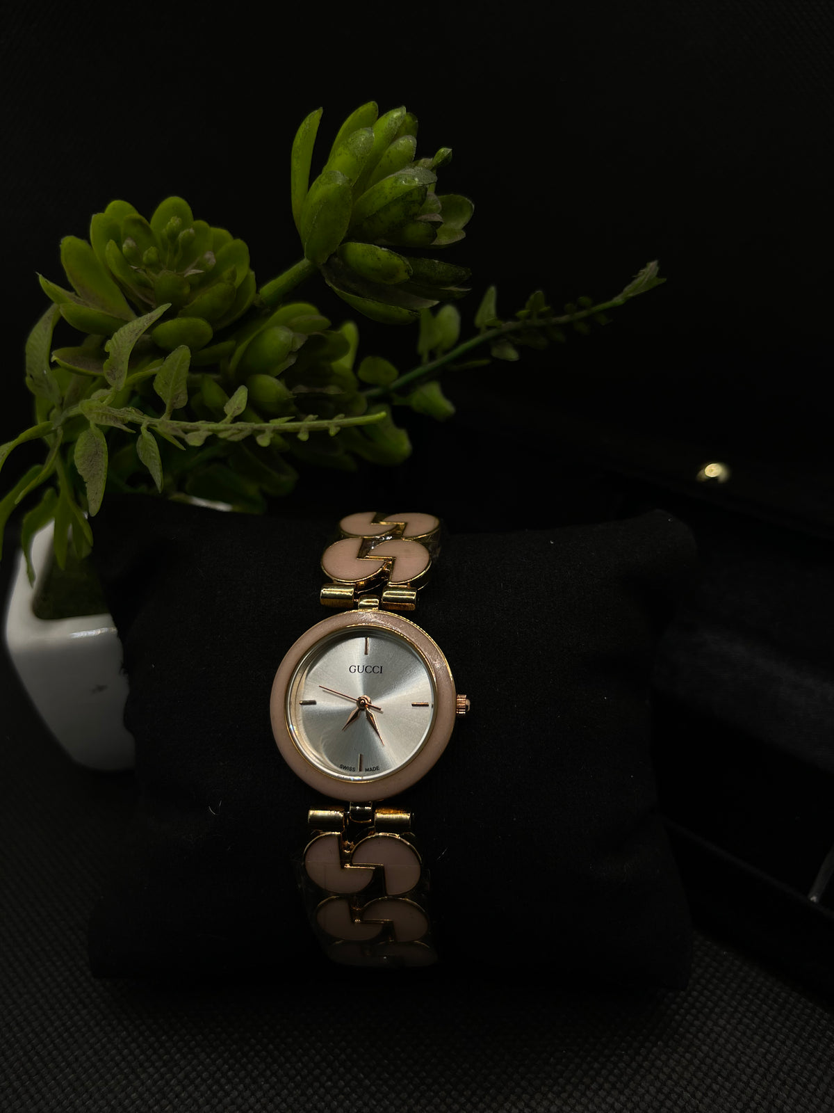 ROSE GOLD AND WHITE DIAL WITH ROSE GOLD STRAP WATCH FOR WOMEN