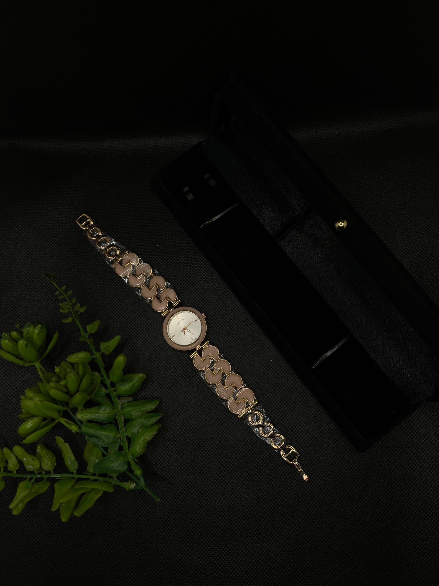 ROSE GOLD AND WHITE DIAL WITH ROSE GOLD STRAP WATCH FOR WOMEN