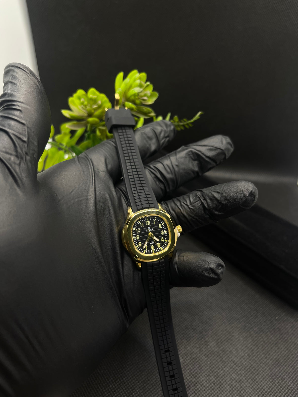 SPORT STYLE BLACK AND GOLD DIAL WITH SILICONE STRAP WATCH FOR WOMEN