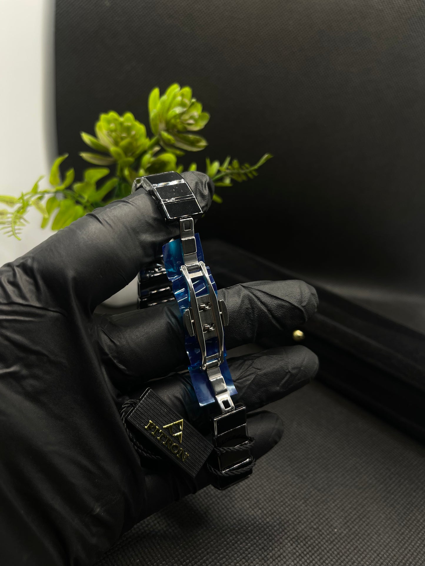 BLACK CERAMIC WITH A RECTANGULAR FACE AND DECORATIVE CRYSTAL WATCH FOR WOMEN