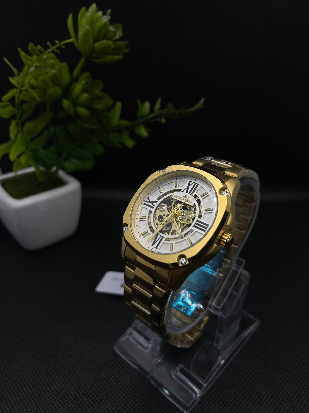 AUTOMATIC MECHANICAL GOLD WATCH WITH ROMAN COUNT SKELETON DIAL AND STAINLESS STEEL BAND