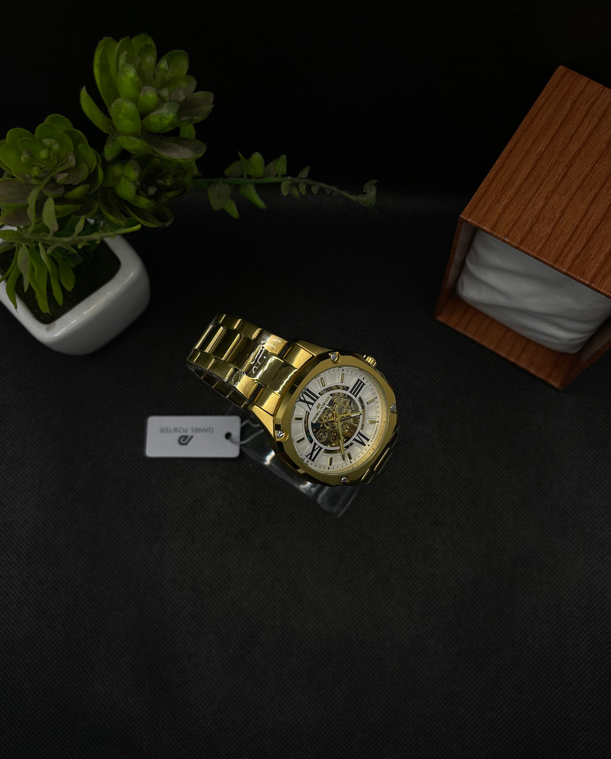 AUTOMATIC MECHANICAL GOLD WATCH WITH ROMAN COUNT SKELETON DIAL AND STAINLESS STEEL BAND