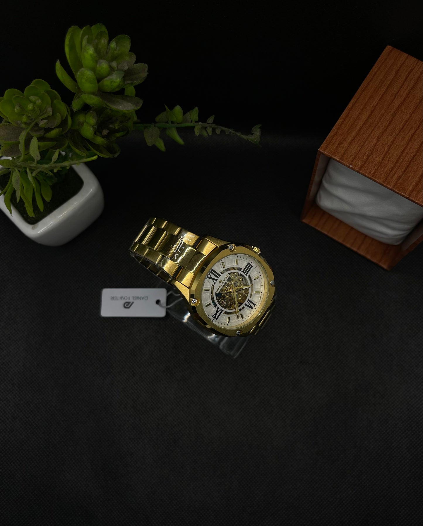 AUTOMATIC MECHANICAL GOLD WATCH WITH ROMAN COUNT SKELETON DIAL AND STAINLESS STEEL BAND
