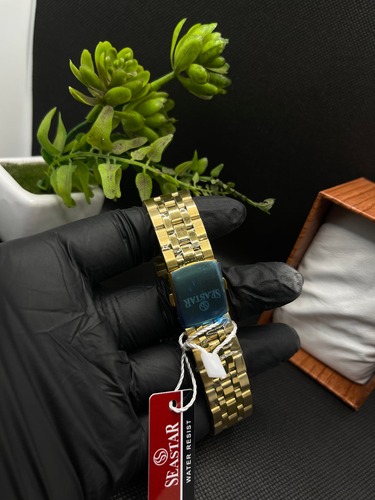 AUTOMATIC GOLDEN SKELETON DIAL WITH STAINLESS STEEL CHAIN MEN's WATCH