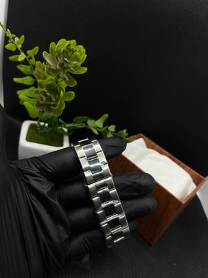 PRX POWERMATIC 80 GREEN DIAL WITH DATE IN STAINLESS STEEL CHAIN