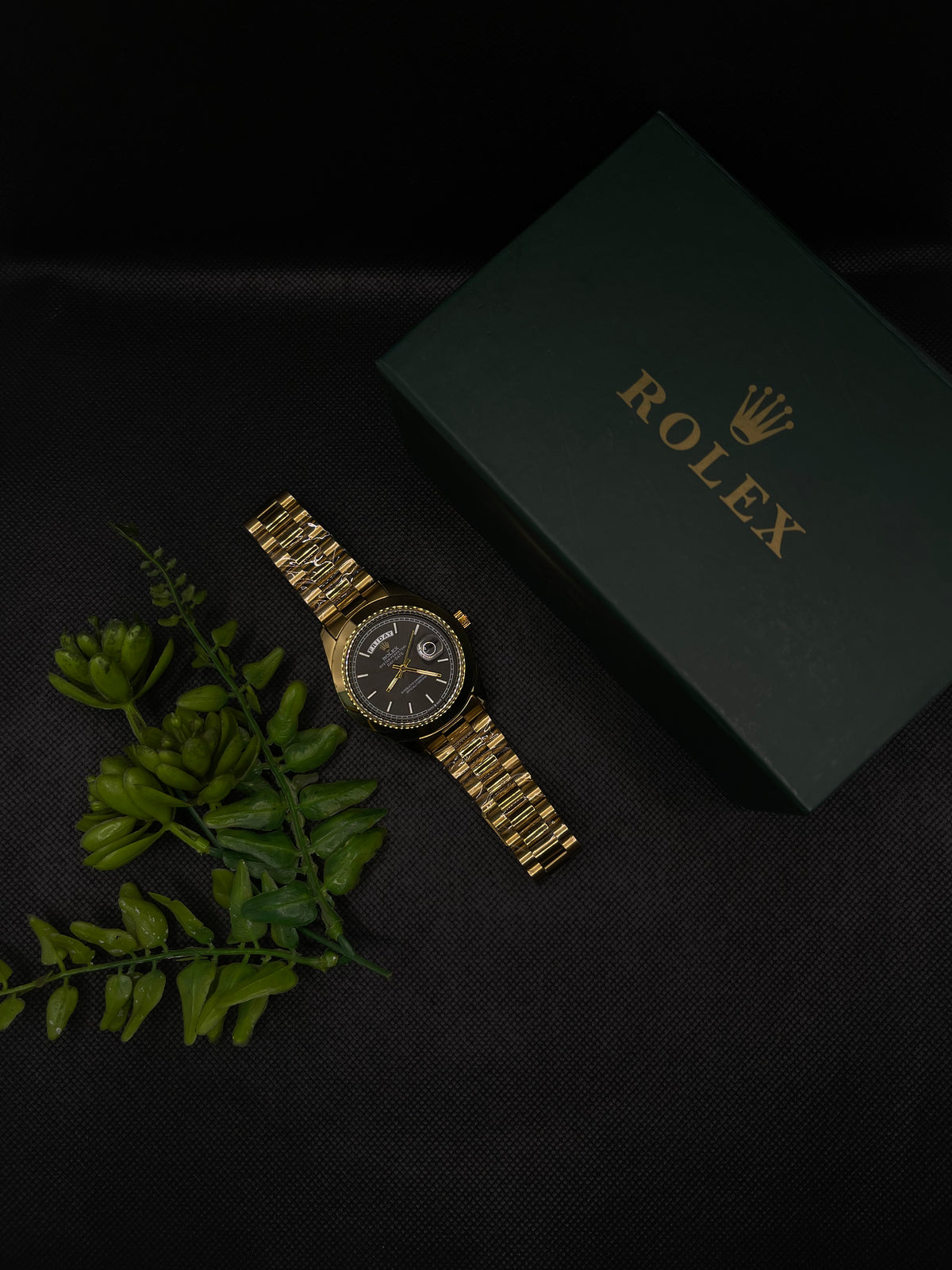RLX BLACK DIAL DAY-DATE WATCH WITH GOLD STAINLESS CASE AND CHAIN