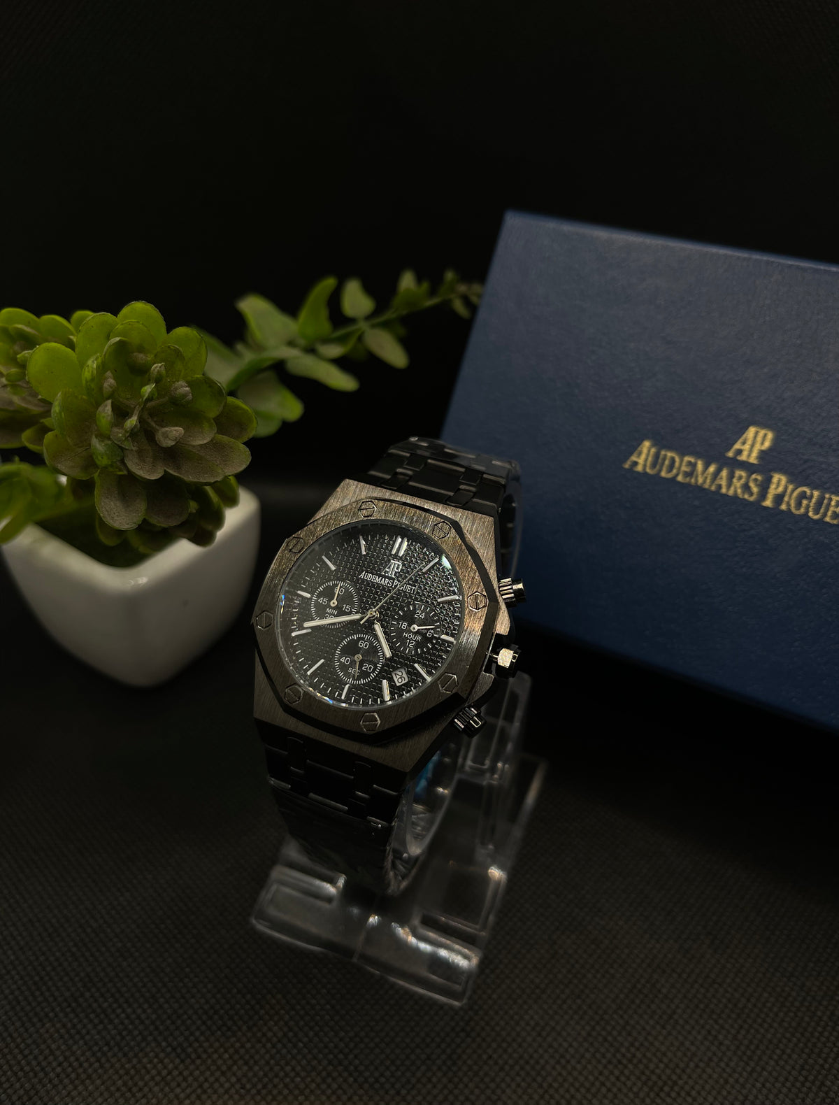 AP CHRONOGRAPH BLACK DIAL ROYAL OAK WATCH WITH INTEGRATED CHAIN