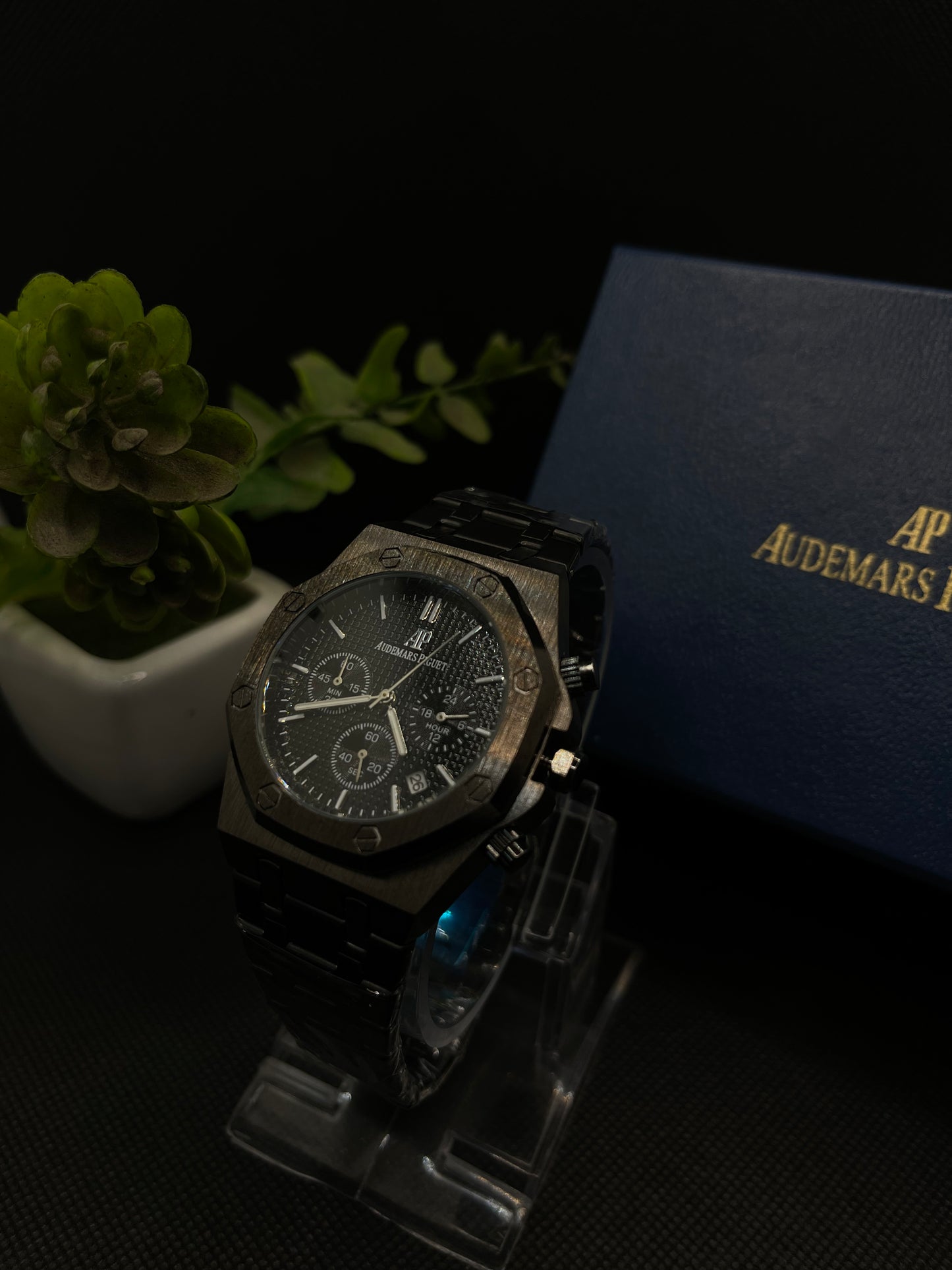 AP CHRONOGRAPH BLACK DIAL ROYAL OAK WATCH WITH INTEGRATED CHAIN