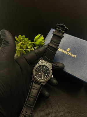 AP BLACK DIAL ROYAL OAK WITH DATE IN PREMIUM BLACK LEATHER STRAP