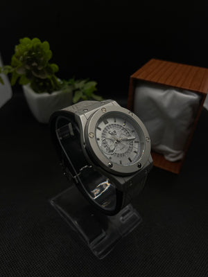 HB CLASSIC FUSION CHRONOGRAPH WITH DATE IN SILVER STRAP