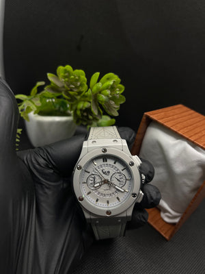 HB CLASSIC FUSION CHRONOGRAPH WITH DATE IN SILVER STRAP
