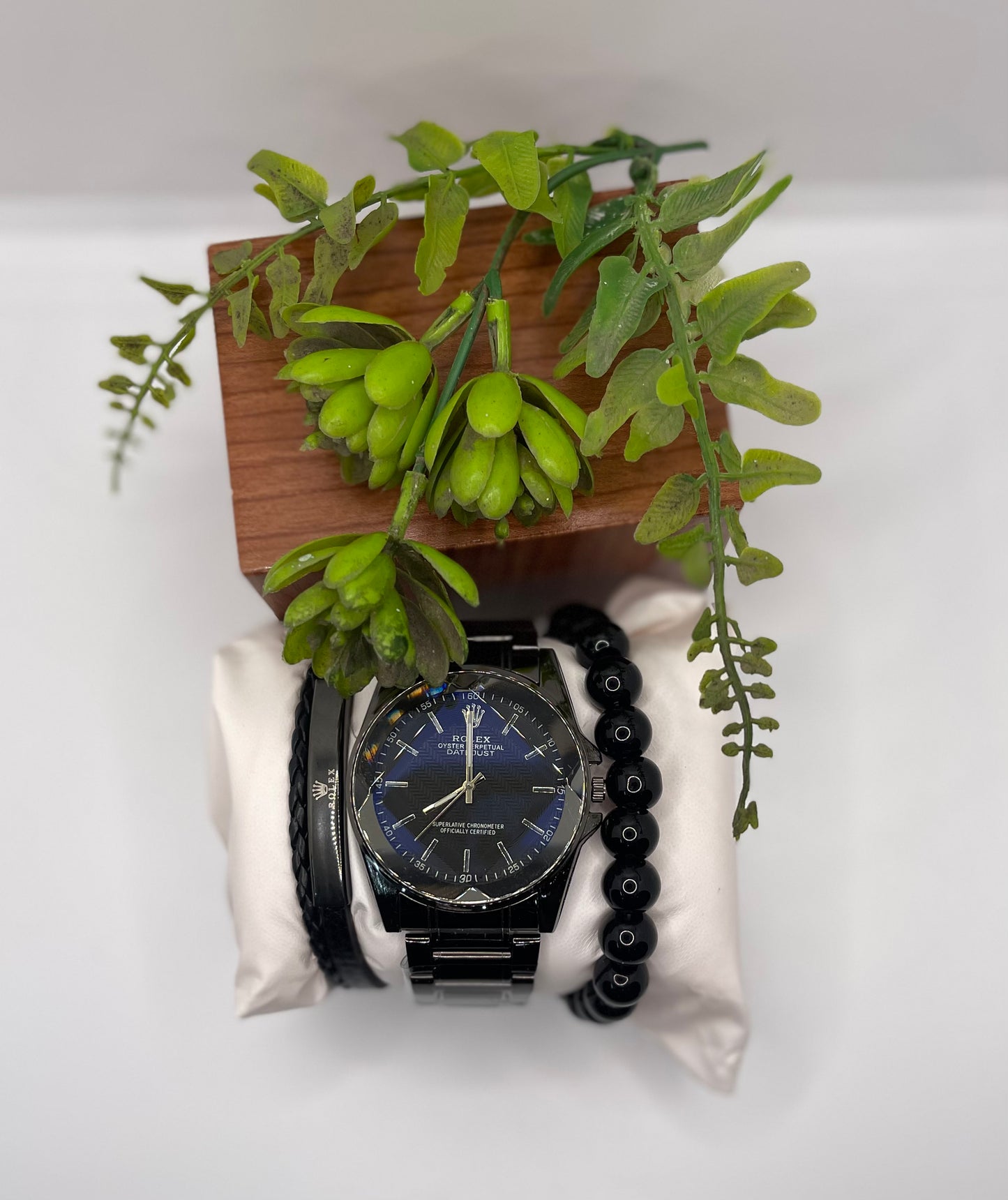 RLX BLUE DIAL OYSTER PERPETUAL IN BLACK CHAIN ALONG WITH BRACELET