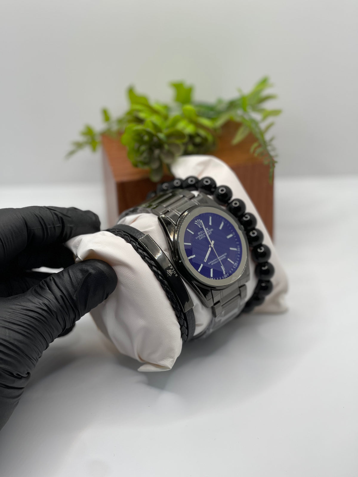 RLX BLUE DIAL OYSTER PERPETUAL IN BLACK CHAIN ALONG WITH BRACELET