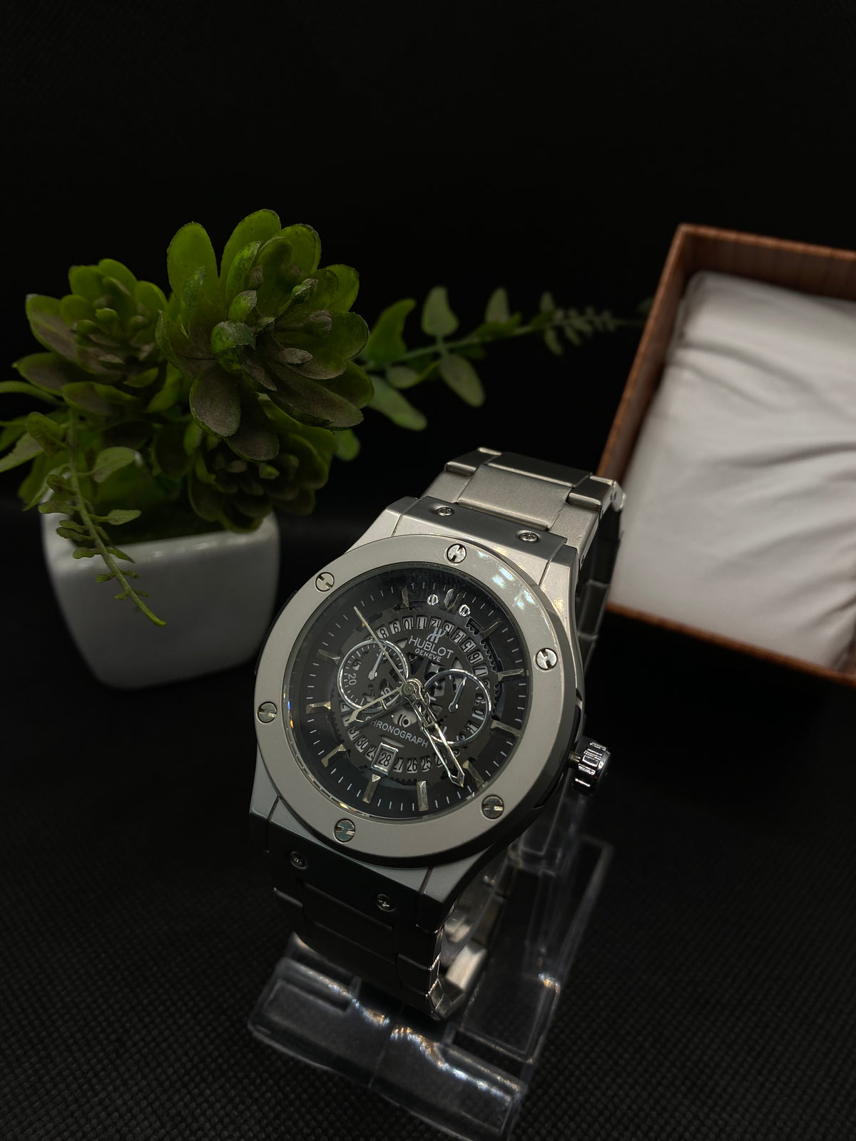 HB SPIDER DIAL CHRONOGRAPH WITH DATE IN TITANIUM SILVER CHAIN