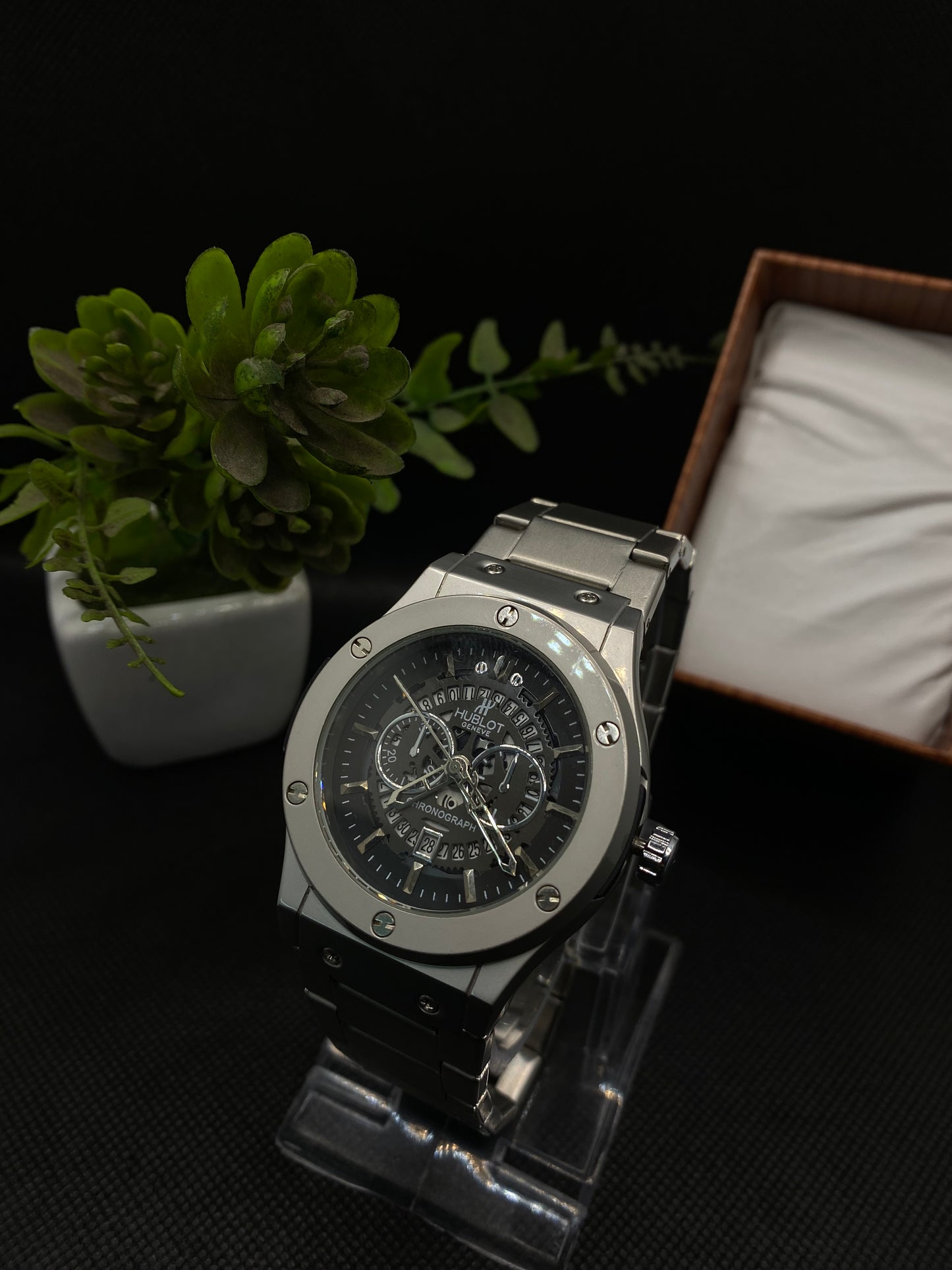 HB SPIDER DIAL CHRONOGRAPH WITH DATE IN TITANIUM SILVER CHAIN