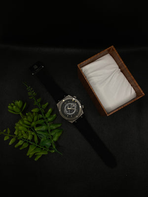 HB CLASSIC FUSION CHRONOGRAPH WITH DATE IN BLACK STRAP