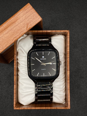 R@DO TRUE SQUARE WATCH WITH BLACK HIGH TECH DIAL AND BRACELET
