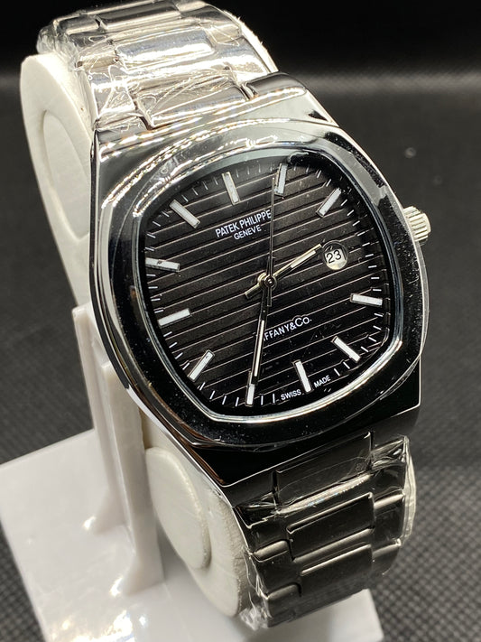 PP NAUTILUS HERITAGE IN BLACK DIAL WITH DATE