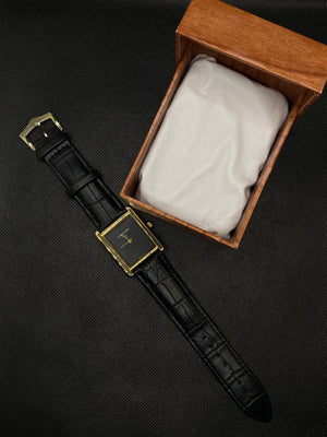 CARTI3R TANK MUST DE BLACK DIAL AND LEATHER STRAP